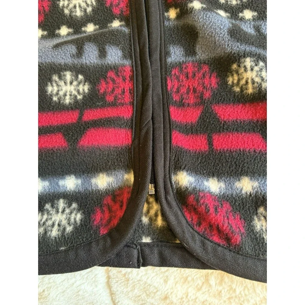 Cuddle Wrap Wearable Zip Snap Stadium Blanket Bear Silhouette Snowflakes EUC